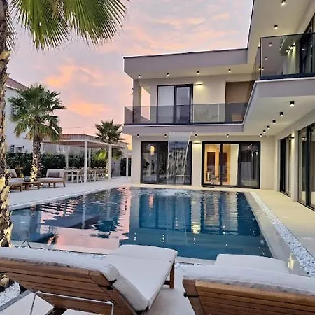 Luxury My Wish With Pool *