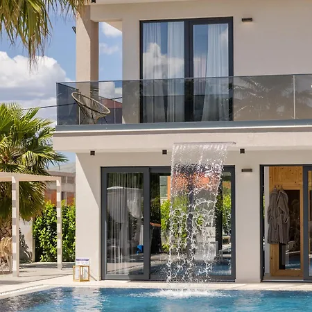 Villa Luxury My Wish With Pool *